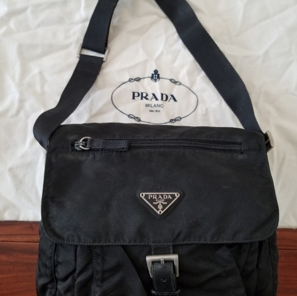 AUTHENTIC PRADA SMALL MESSENGER STYLE BAG IN TESSUTO